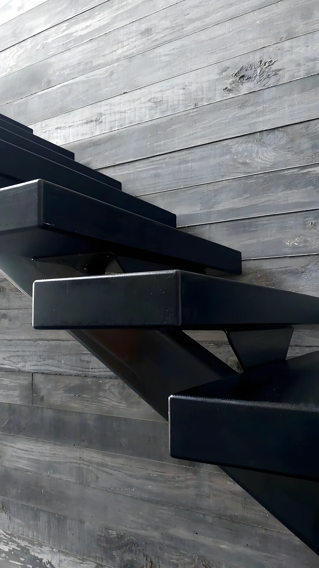 Cantilevered stair treads detail